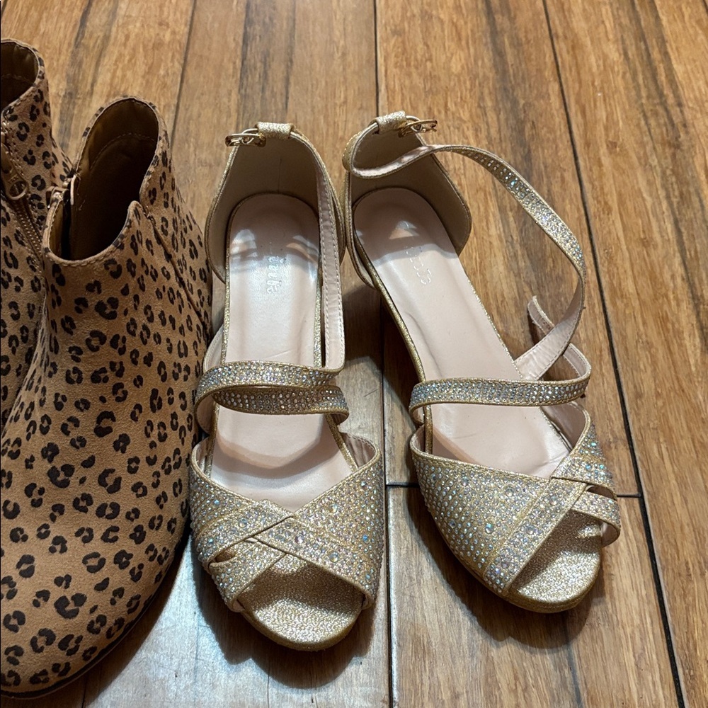Lot Of 4 Big Girl Grade School Sizes 4-5 Shoes - Picture 3 of 14